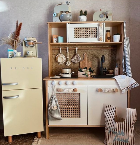 11 Must See Ikea Childrens Kitchen Make-Overs